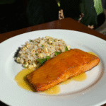 Salmão ao molho de laranja (R$87,00)